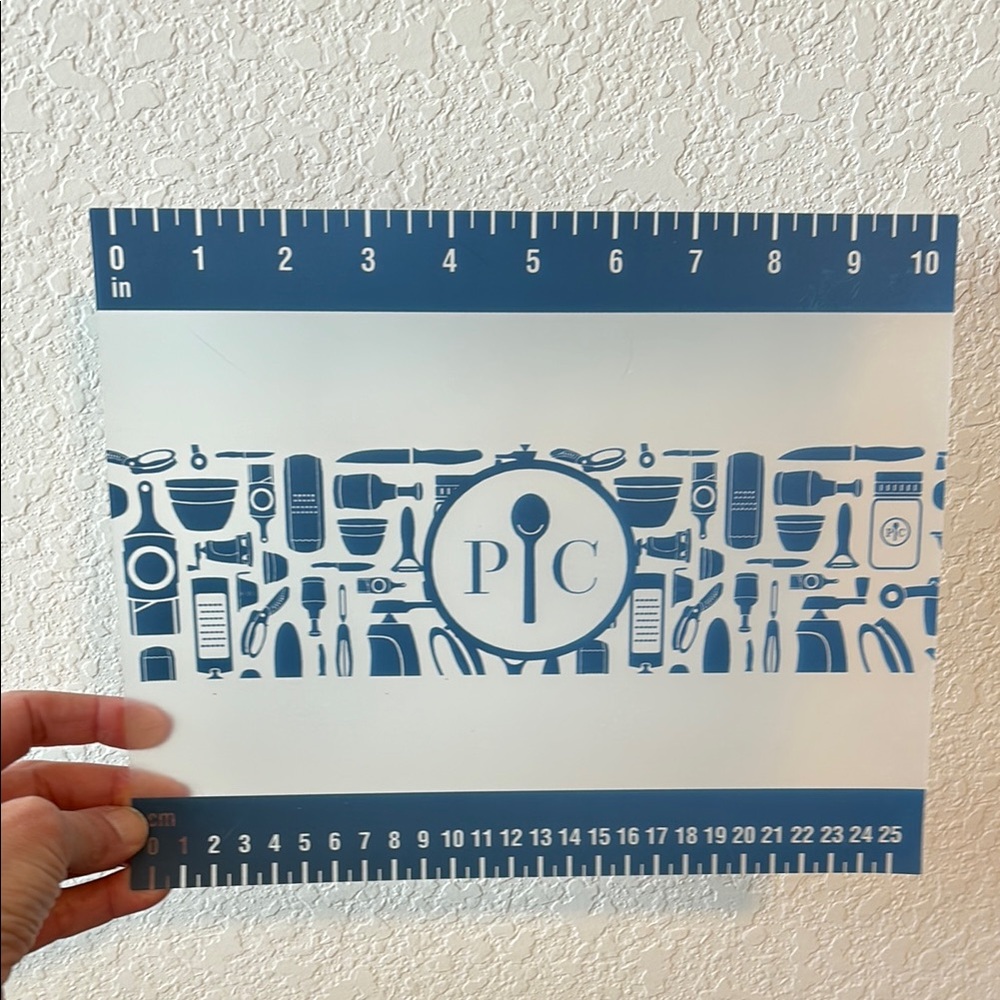 Pampered Chef Blue and White Kitchen Mat NWOT
